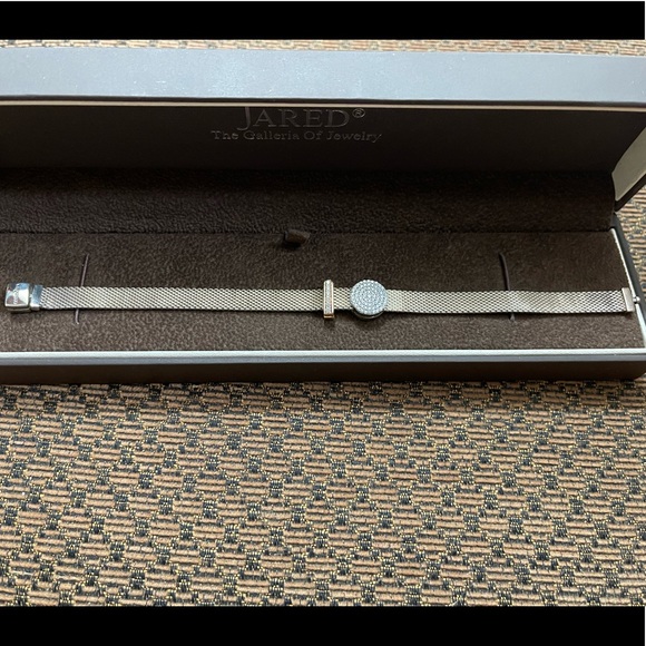 Authentic Pandora Reflexion Bracelet w/ 2 Pandora Charms EUC - Picture 15 of 15